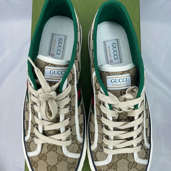 Brand New never worn 100% authentic. UK SZ 9 - Picture 4 of 13